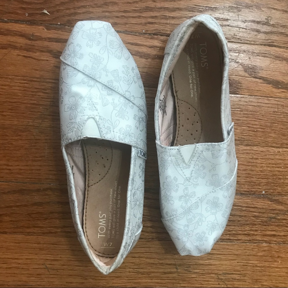 White Toms